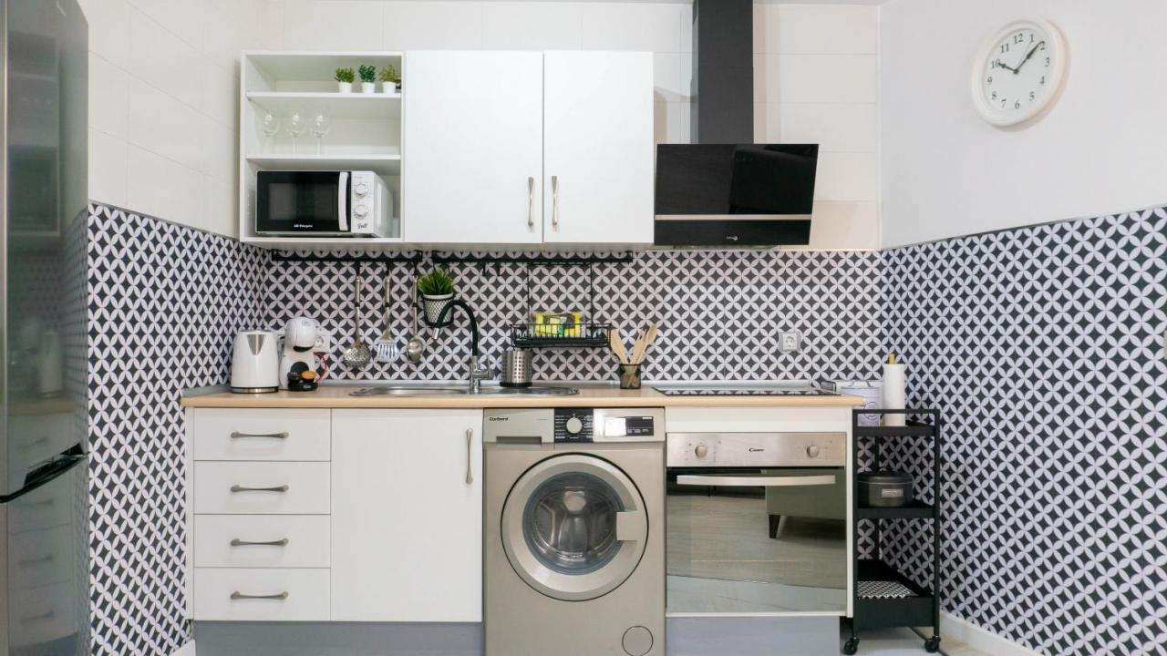 Apartment Dos Aceras Малага Экстерьер фото